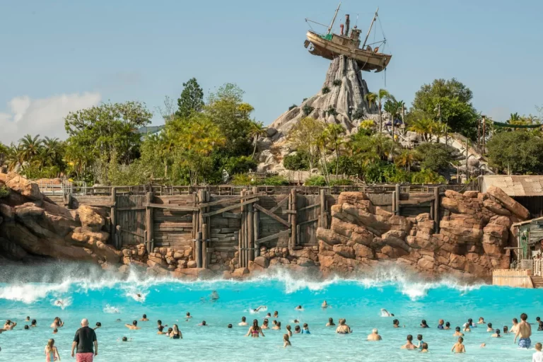 Disney-Point-Blog-disney-typhoon-lagoon-1155x770-1